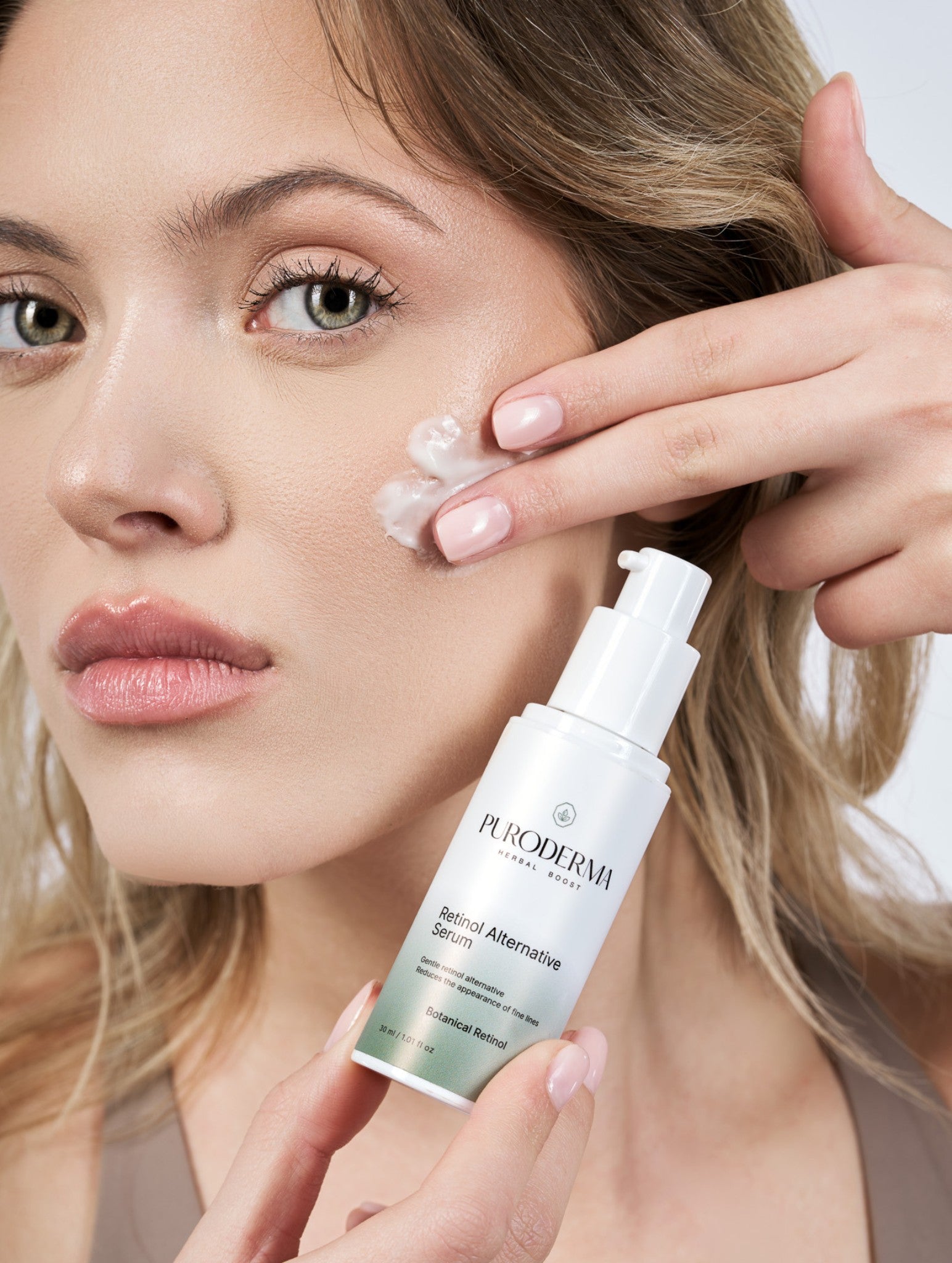 Ser Alternativ la Retinol cu Extract de Bidens Pilosa