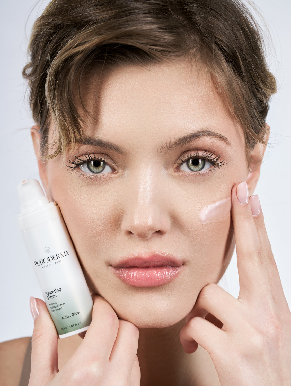 Ser Hidratant cu Extract din Fructe de Mur Arctic și Bujor