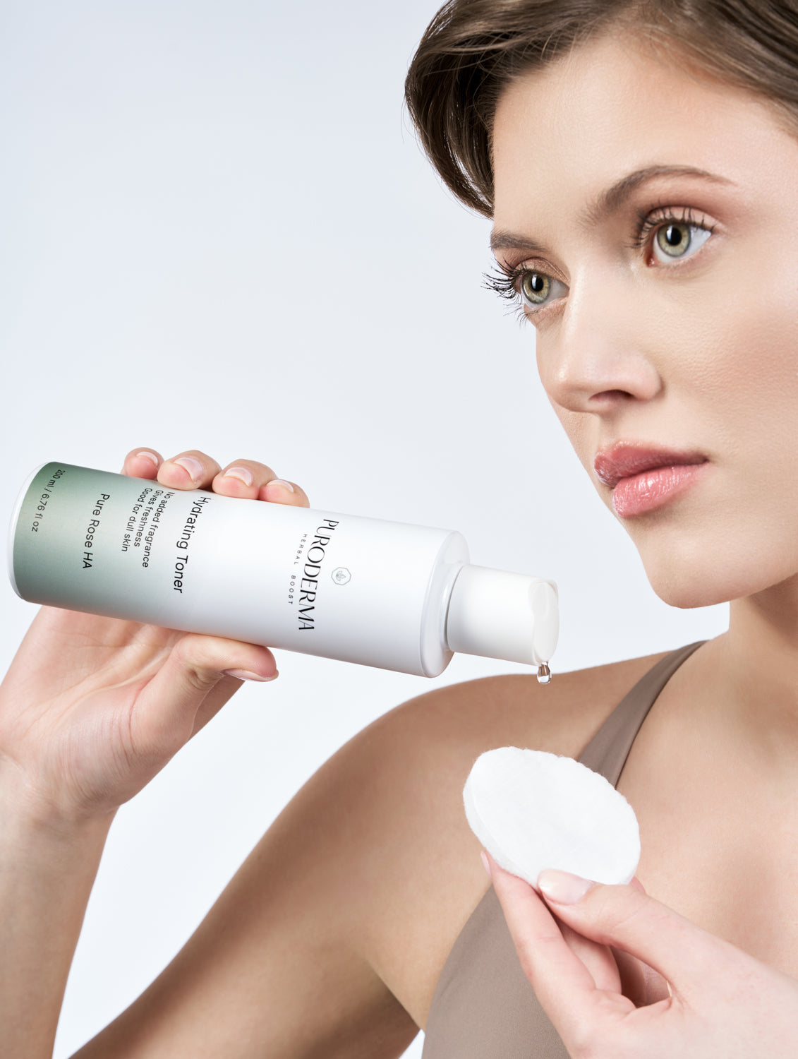 Toner Hidratant cu Apă de Trandafiri si Acid Hialuronic